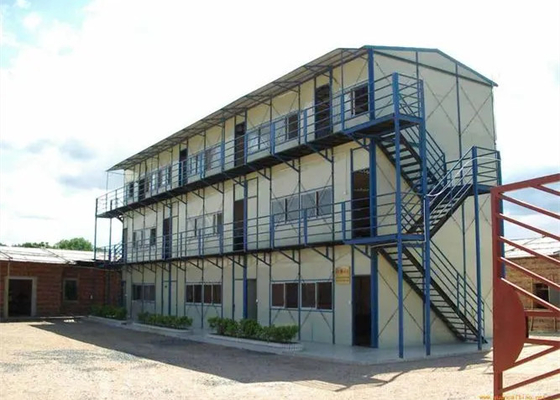 Villa préfabriquée de mesure de Chambre préfabriquée légère de structure métallique pour la résistance aux intempéries de résidence