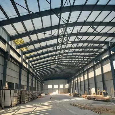 Roofing métallique préfabriqué