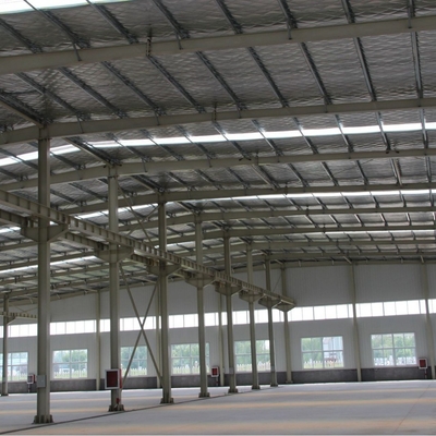 Construction de structures industrielles en acier Salle préfabriquée Entrepôt de structures en acier préfabriqué