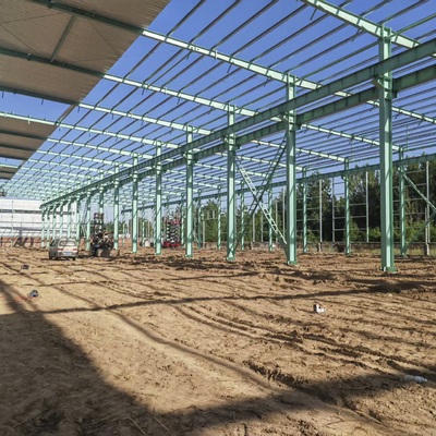 Atelier de construction de structures en acier préfabriquées