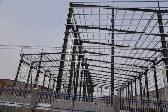 Structure métallique préfabriquée de maison pour la construction de centre de sport