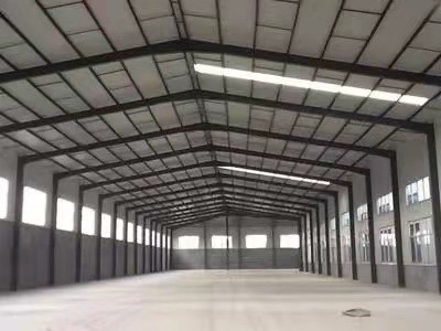 Structure métallique légère ou lourde de grande envergure pour l'industrie chimique