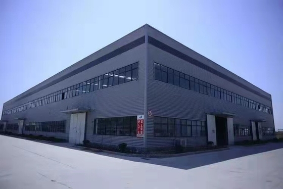 Magasin propre de Gable Steel Buildings For Auto de structure de cadre en acier de mesure de lumière d'envergure