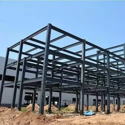 Structure métallique à faible teneur en carbone en acier industrielle agricole de dessin libre des bâtiments Q235 Q345