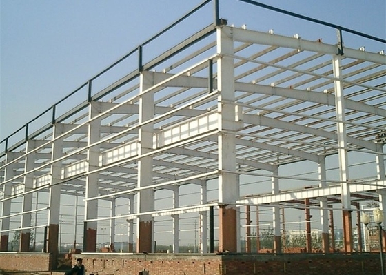 Anti bâtiment préfabriqué séismique d'entrepôt en métal de l'atelier Q345B Q235B de structure métallique